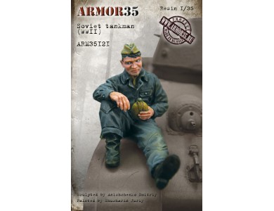 ARM35121 Soviet tankman, WWII
